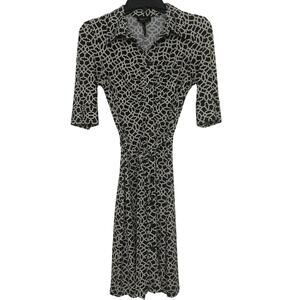 Laundry by Shelli Segal Ruched Geometric Print Tie Waist Jersey Shirt Dress 6